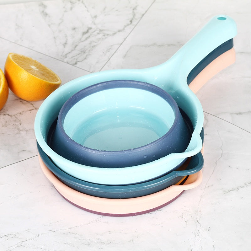 Foldable Silicone Water Spoon Gayung Air Water Ladle Water Dipper Space Saving for Kitchen and Bathroom